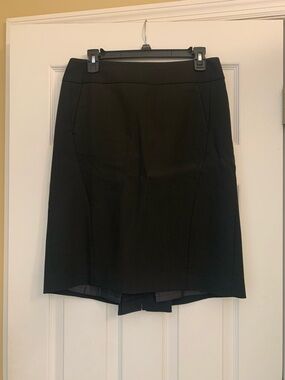 LOFT Black Tailored Pencil Skirt